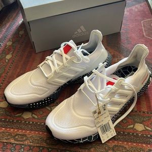 Men’s Adidas running shoes